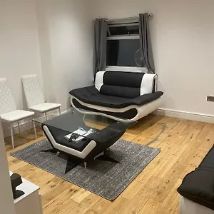 Tee's Plumstead (Greater London)
