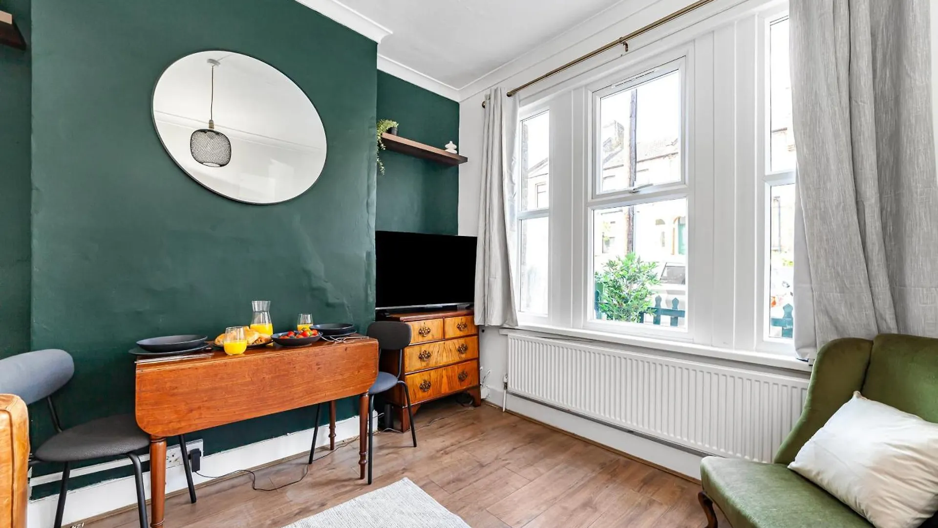 Riverdale Residence 4 Beds Plumstead  Apartment
