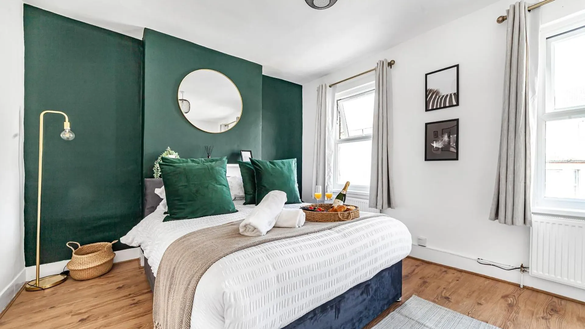 Riverdale Residence 4 Beds Plumstead  Plumstead (Greater London)