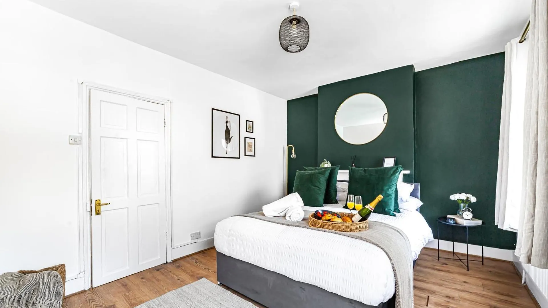 Riverdale Residence 4 Beds Plumstead  0*, Plumstead (Greater London)